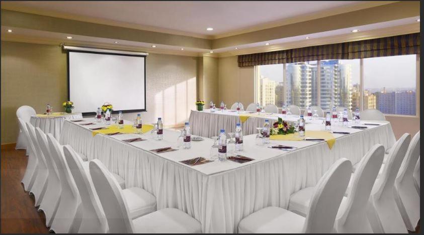 מנאמה Al Safir Tower - Residence מראה חיצוני תמונה